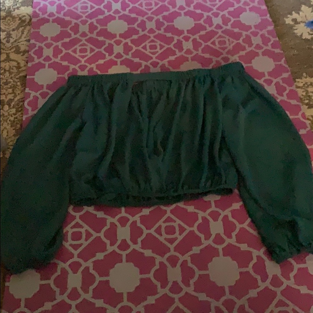 off should crop top